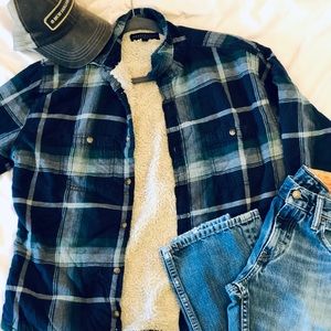 Aeropostale green and navy fleece lined flannel